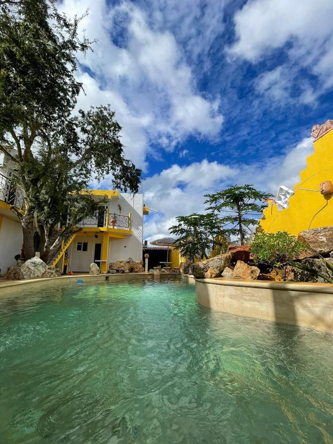Buenosdias Izamal Bed & Breakfast ภายนอก รูปภาพ