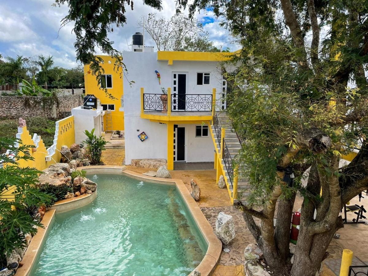 Buenosdias Izamal Bed & Breakfast ภายนอก รูปภาพ