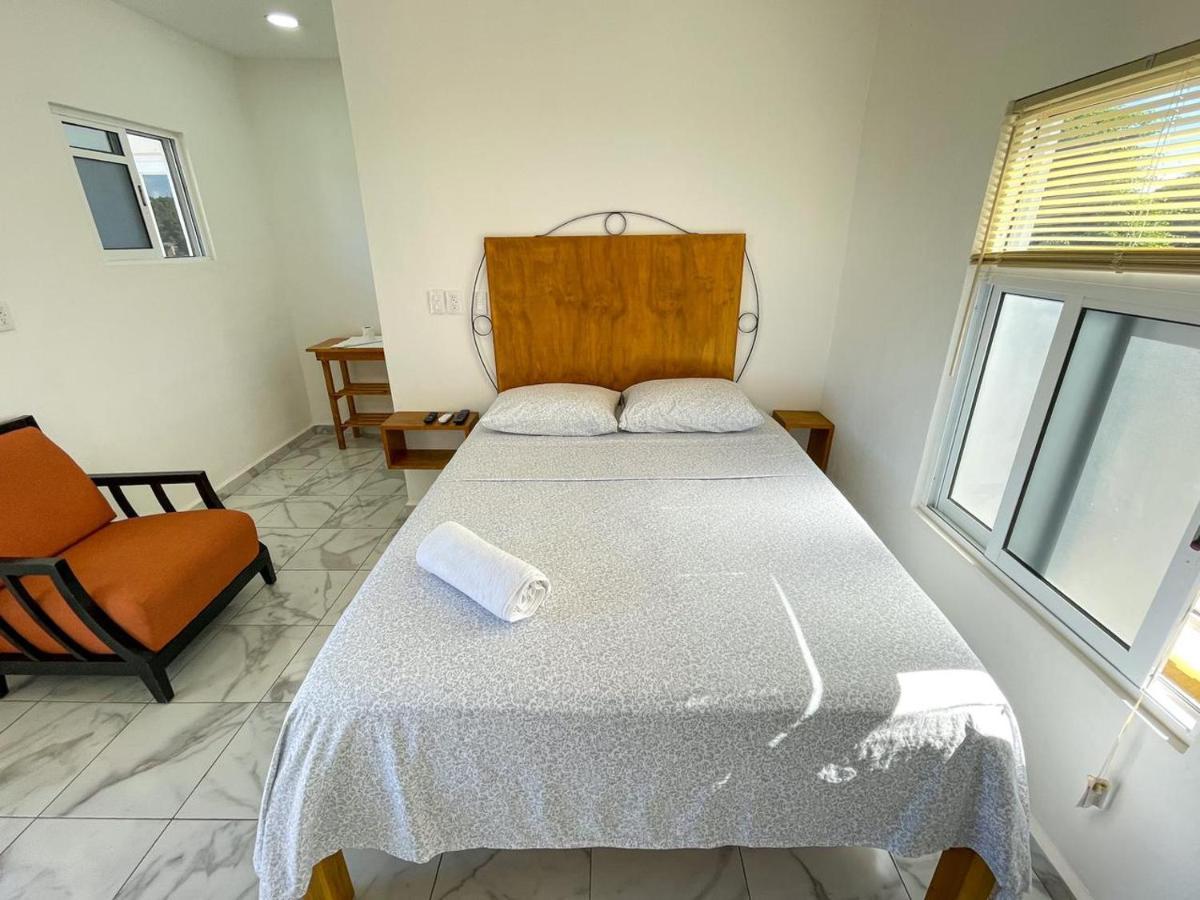 Buenosdias Izamal Bed & Breakfast ภายนอก รูปภาพ
