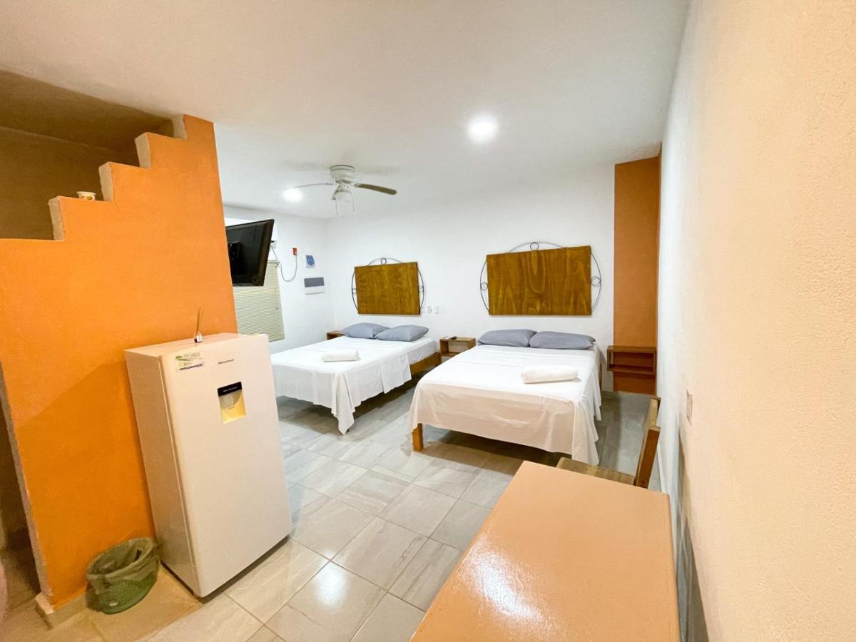 Buenosdias Izamal Bed & Breakfast ภายนอก รูปภาพ